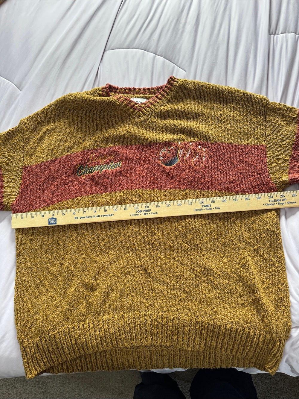 BDG Van Bowling Graphic Oversized V-neck Dad Sweater large euc urban outfitters - Picture 5 of 8